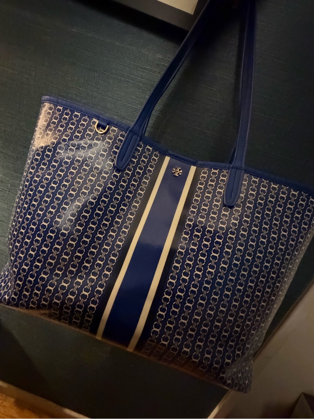 Tory Burch Gemini Link Coated Canvas Tote Bag & Matching Zip Wallet Set - Blue - Picture 2 of 16